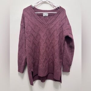 Olive & Oak Women’s M Divided Plum    V-Neck Sweater